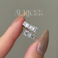 Bague en moissanite taille émeraude plaquée or 14 carats, design minimaliste de luxe, bague à contour dégradé pour fiançailles, mariage, fête, cadeau