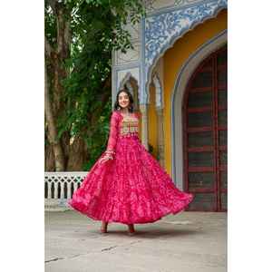 NUEVO vestido étnico moderno para ropa de fiesta Bandhani estampado trabajo con tela de retazos Kutchi Bandhani Kutchi vestido étnico - Product Image 1