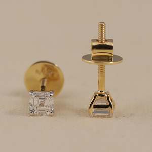 Bague de fiançailles en or blanc avec diamant de laboratoire taille Asscher, certifié GIA, motif de couronne à vis, perle élégante, ensemble panier, VS1 - Product Image 6