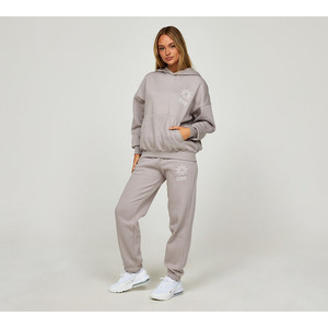 Ensemble de survêtement pour femme personnalisé OEM, 2 pièces, imprimé, uni, coupe ajustée, à capuche, manches longues, respirant, 100% coton - Product Image 1