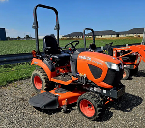 Tracteur utilitaire subcompact 4x4 en promotion – Tracteur agricole | Tracteur de jardin diesel Kubota BX2680 4x4 compact - Product Image 1
