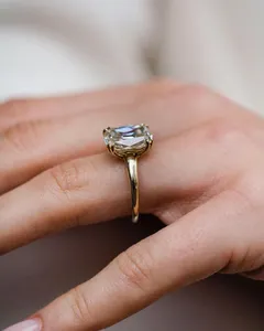 Preciosos anillos de diamantes nupciales con arreglos de piedra personalizados Anillos de boda de diamantes pulidos para recuerdos duraderos - Product Image 2