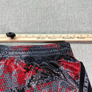 Ropa deportiva Pantalones cortos de baloncesto para hombre 2XL Rayas multicolores Cintura geométrica con logotipo personalizado Sublimación corta - Product Image 3