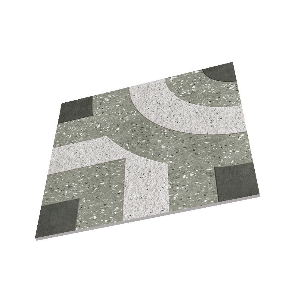 สีเทาเข้ม