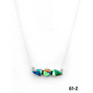 Collier artisanal sud-ouest en opale paon dahlia avec incrustation en argent sterling - Product Image 2