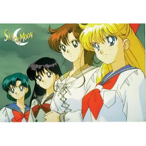 Tarjeta Postal de Sailor Moon con Elegante Diseño Floral, Hecha de Papel de Primera Calidad - Product Image 1