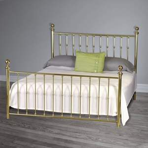 Estructura de cama clásica de latón con construcción robusta que realza el encanto atemporal para dormitorios sofisticados. - Product Image 5