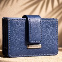 Bolso de Mano Plegable Personalizado con Hebilla Metálica, Color Azul Oscuro, Diseño de Lujo para Mujer, Portátil y Duradero