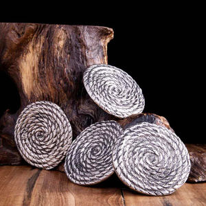 Sous-verres en métal faits à la main avec design en corde, ensembles de sous-verres en métal fantaisie, écologiques, résistants à la chaleur, 5 mm - Product Image 2