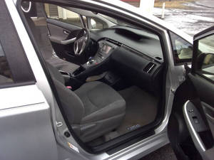 Voiture d'occasion de qualité et abordable, Toyota Prius P-lug 2012, conduite à gauche - Product Image 4