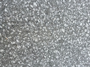 Venta caliente suelo de granito flameado negro India elegante diseño de moneda duradera para áreas de alto tráfico superficie pulida estilo moderno - Product Image 4