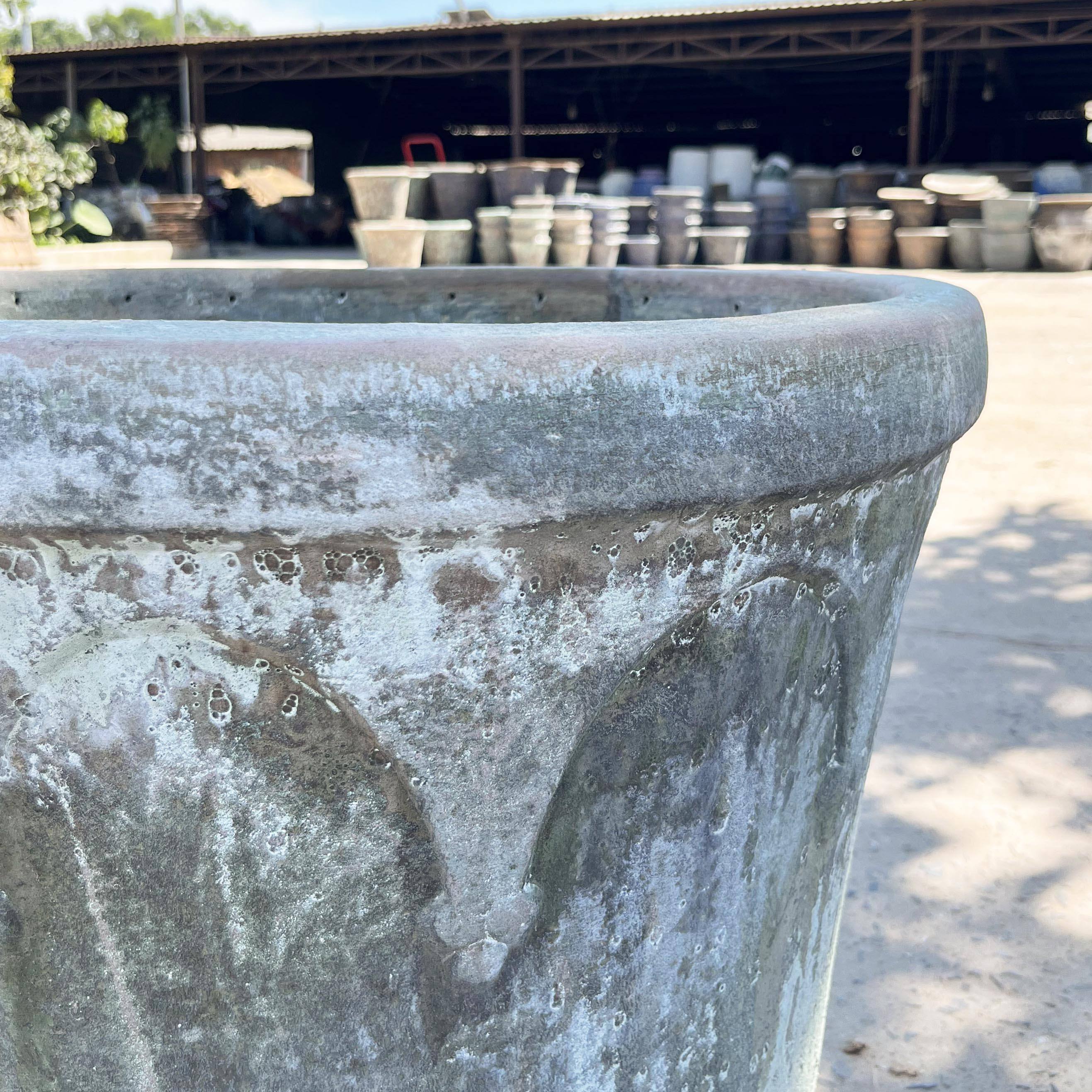 สีเขียวสนิม