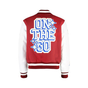 เสื้อแจ็คเก็ตวาร์ซิตี้ผู้ชายแบบเคลือบผิวเป็นมิตรกับสิ่งแวดล้อม ราคาขายส่ง ปักลายเชนิลล์ สำหรับฤดูหนาว สไตล์เบสบอล แบบ Letterman  รับสั่งทำตามแบบสำหรับโรงเรียน - Product Image 3