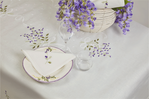 Mantel de Algodón Blanco Personalizado al por Mayor con Bordado de Flores Moradas, Lavable, para Uso en el Hogar, Restaurantes y Festividades - Product Image 2