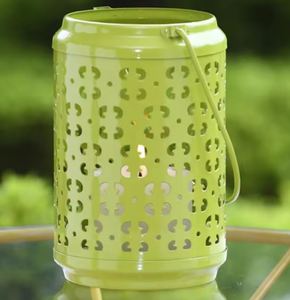 Decoración del hogar Luz de diseñador Decoración para el hogar Linterna de lujo Recubierto de polvo verde Acabado Diseño clásico Soporte de vela hecho a mano - Product Image 2