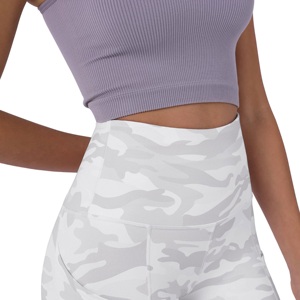 Shorts de sport pour femme, taille mi-haute, mi-longueur, en polyester, extensibles dans les 4 sens, respirants, personnalisables, pour yoga, cyclisme et gym - Product Image 6