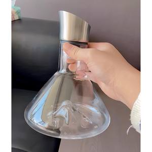 GROSSE REMISE ; Boire du vin dans un verre à vin rehausse l'expérience en engageant la vue, l'odorat et le goût ensemble - Product Image 5