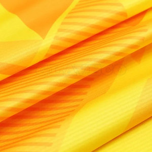 Uniforme de Fútbol Hecho en Pakistán de la Mejor Calidad al por Mayor, Ropa de Entrenamiento Nueva, Ropa Deportiva Premium 100% Poliéster, Colores y Logotipo Personalizados - Product Image 6