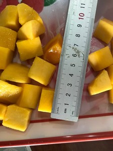 Cubos de mango congelados naturales de Vietnam hechos con mango tropical fresco para decoración de yogur, recetas de postres y suministro minorista - Product Image 5