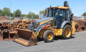 Retroexcavadora John Deere 410K Usada, Oferta Limitada, Como Nueva, Retroexcavadora Deere 410k, Horquillas de Acoplamiento Rápido, Cabina con Calefacción y Aire Acondicionado - Product Image 6