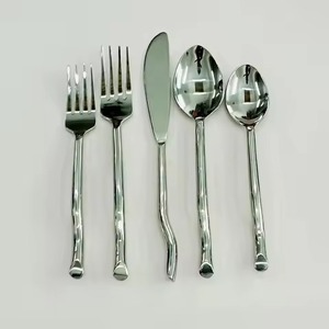 Ensemble de couverts poli miroir argenté Couverts élégants et brillants Parfait pour la table à manger Essentiels de cuisine et cadeaux - Product Image 1