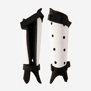 Espinilleras de hockey con logotipo personalizado de su propia marca para unisex, producto más vendido, espinilleras de hockey de cuero de diseño personalizado - Product Image 1