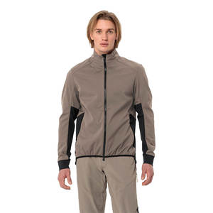 Ropa de calle de alta calidad al por mayor de mangas completas para hombre, chaqueta Softshell de carreras, chaqueta Softshell impermeable personalizada para hombre - Product Image 1