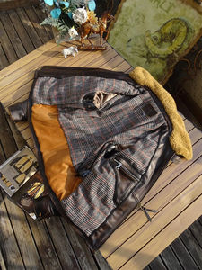 Chaqueta Larga de Piel de Cordero de Alta Calidad para Hombre, Abrigo de Invierno Cálido y Grueso con Cremallera, Diseño OEM con Capucha, Nueva Llegada - Product Image 4