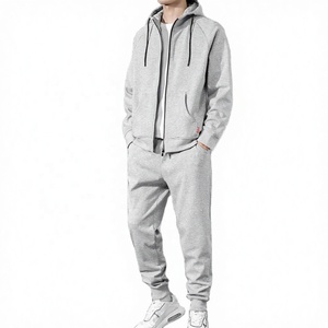 Ensemble de survêtement homme sur mesure, écologique, couleur unie, col rond, manches courtes, coupe ajustée, fonctionnel, prix imbattable - Product Image 5