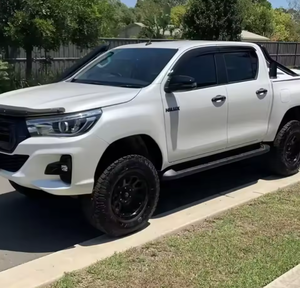 Hilux/Revo 2017-2019 Usada, Doble Cabina, Diésel, Invincible, Volante a la Derecha/Izquierda, Asientos de Cuero, Interior Oscuro, Transmisión Automática de 6 Velocidades, Motor de 8 Cilindros - Product Image 2
