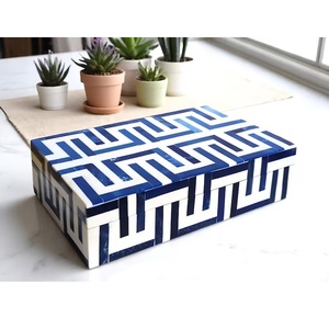 Caja de joyería con incrustaciones de resina personalizada al por mayor, caja de pañuelos para almacenar a buen precio pendientes, pulseras, recuerdos - Product Image 1