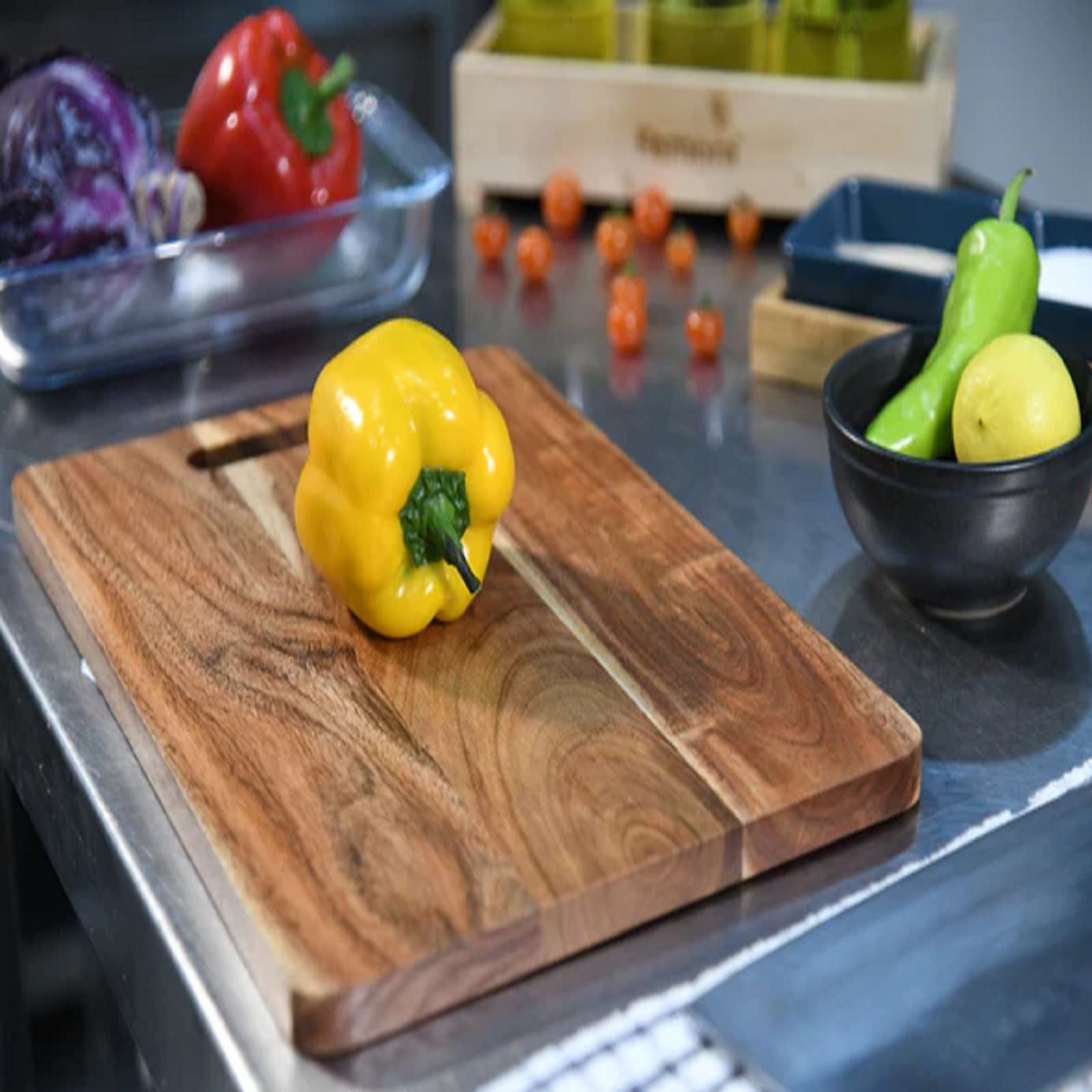 สีน้ำตาล