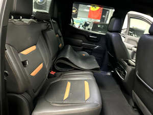 Used 2021G-1500 Sie _ RRA AT4 Crew Cab 4WD - Product Image 3