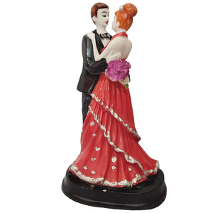 Modern Style Handmade Resin Couple Statues Home Decor Living Room Bookshelf Figurines for Wedding Birthday Diwali Gifts - Product Image 1