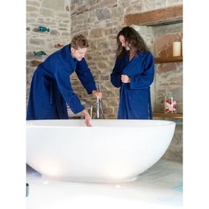 Peignoir en tissu éponge personnalisable pour les articles de bain et de toilette, peignoir de qualité supérieure - Product Image 2