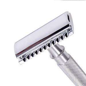 Rasoir de sécurité professionnel en acier inoxydable pour hommes avec lames à double tranchant Couleurs et logo personnalisés pour le toilettage - Product Image 4