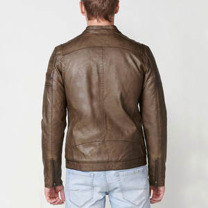 Venta directa de fábrica, ropa de invierno, chaquetas de cuero a la moda para hombre, ropa informal, chaquetas de cuero teñidas lisas para hombre - Product Image 2