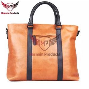 กระเป๋าถือขนาดเล็กสําหรับสุภาพสตรีพร้อมสําเนียงหมวกโลหะ, กระเป๋าสะพายหนังผ้า, และชุดกระเป๋าที่เข้ากัน - ผู้หญิงคุณภาพระดับพรีเมียม - Product Image 4