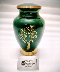 Urne funéraire en laiton de style américain/européen gravée en vert antique pour le stockage des cendres d'adultes - Product Image 6