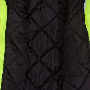 Veste de travail industrielle imperméable en toile personnalisée pour homme, à capuche, matelassée, pour l'hiver, haute visibilité, logo réfléchissant sur le devant - Product Image 5