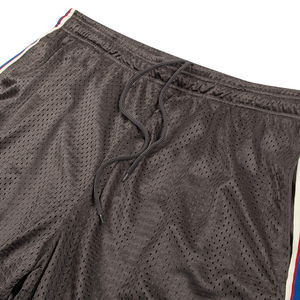 Short en maille grande taille personnalisé Short d'été respirant et décontracté Short d'été de bonne qualité Short en maille de course à pied pour le fitness - Product Image 2