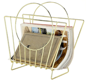 Organisateur de magazines en métal incurvé élégant, support moderne et élégant pour organiser les matériaux, style personnalisé, logo couleur pour les hôtels - Product Image 1