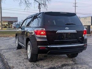 Used 2013 Toyottaas HighLdA SE <b>Car</b> Gasoline fuel 3.5L V6 <b>Vehicle</b> Front wheel Drive drivetrain AWD Automatic transmission - Product Image 3