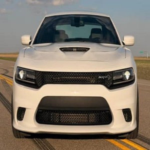 Meilleures ventes 2016 D-o-d-g-e C-h-a-r-g-e-r SRT Hellcat V8 Berline Automatique 8 vitesses - Product Image 1