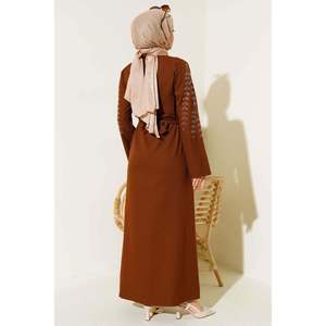 Abaya Marron avec Manches Ornées de Pierre - Product Image 1