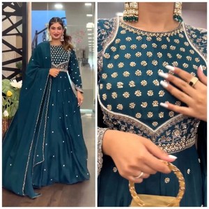 ลําดับเย็บปักถักร้อยหนัก Lehenga Choli พร้อม Dupatta ชุดยาว Georgette ที่สวยงามสําหรับงานแต่งงานกิจกรรมพิเศษ 2 สี - Product Image 3