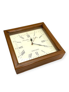 Horloge murale carrée en bois de 12 pouces, design moderne et élégant, décoration artistique polyvalente, horloge pour bureau, étagère, maison, bureau - Product Image 3