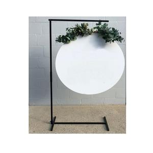 Soporte de bienvenida de color negro de hierro a granel tamaño y forma personalizados soporte de bienvenida para uso decorativo en el hogar y la boda - Product Image 1