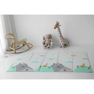 Tapis de jeu pliable simple face 200x65x1cm pour bébé, mousse XPE non toxique, conception étanche et légère avec motif nuages et montagnes - Product Image 2