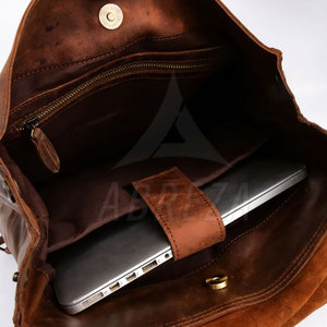 Sac à dos en cuir véritable lavable pour homme, dernier design, fermeture éclair, séchage rapide, respirant, capacité de 20 à 35 L, personnalisable, vente en gros - Product Image 6